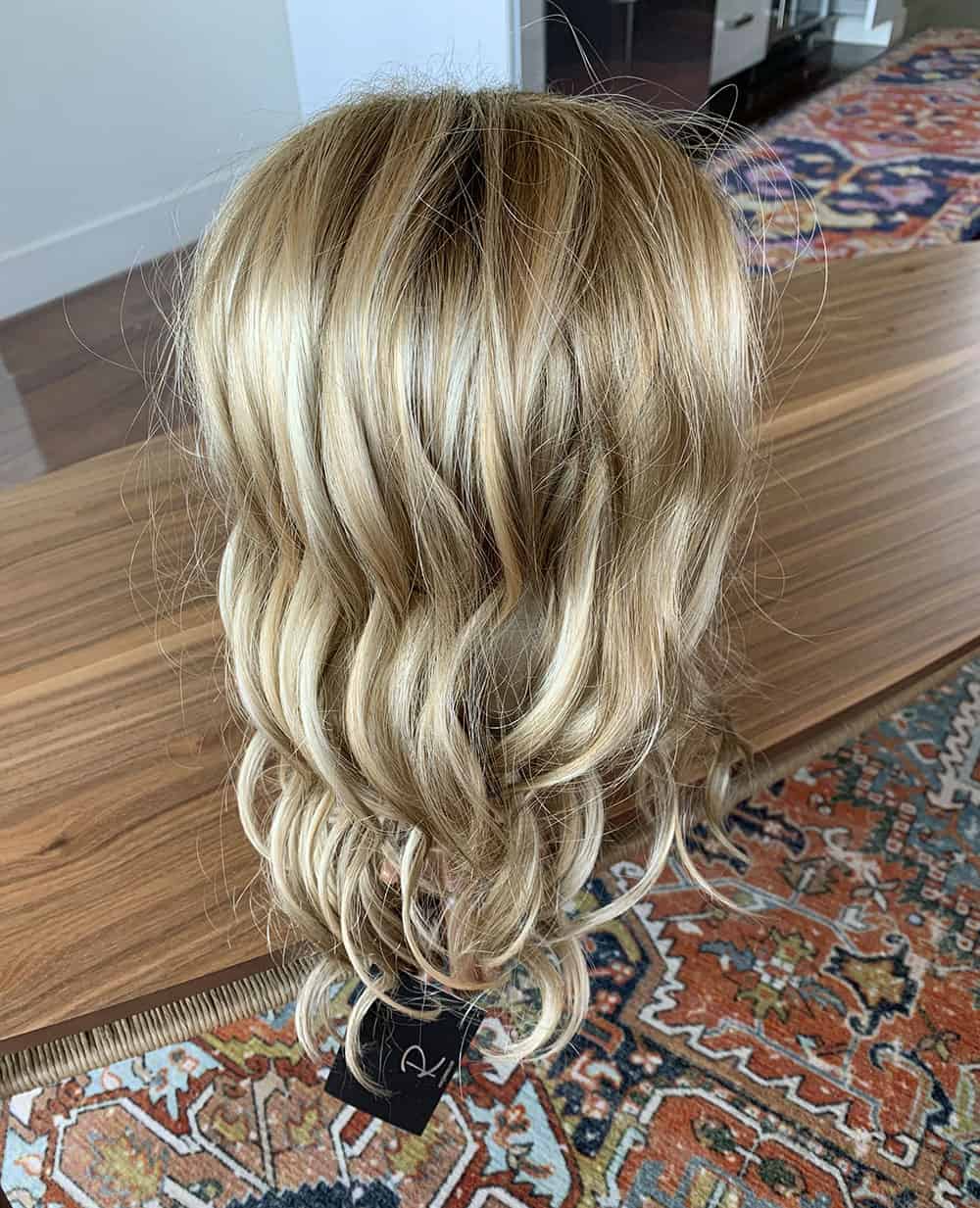 Stunning Jon Renau Top Wave 18 Color Malibu Blonde Wig Revival